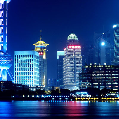 Luxury vs. Budget: Shanghai Travel Agency Options Compared