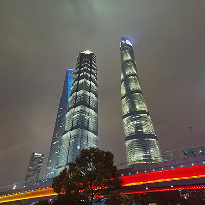 Are There 24-Hour Convenience Stores in Shanghai?